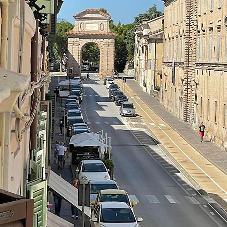 Appartamento Vista Sul Corso Jesi Esterno foto